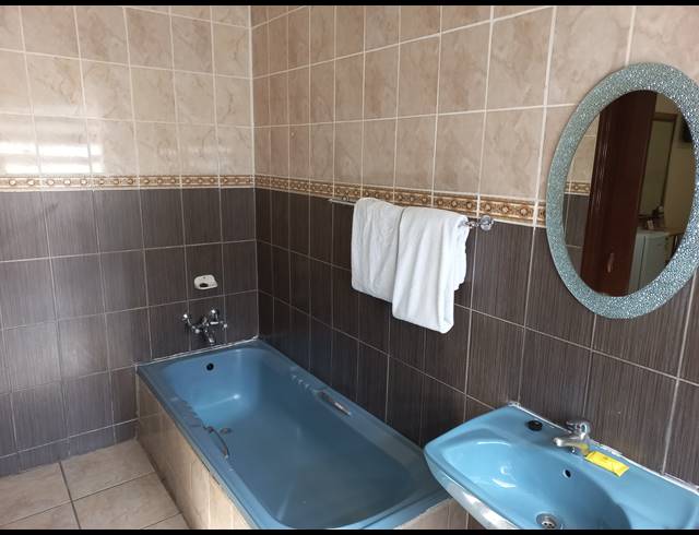 526M² HOTEL FOR SALE IN BENONI CENTRAL